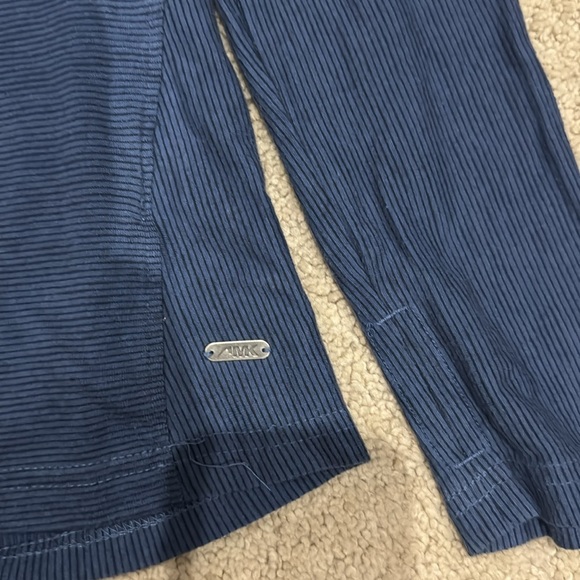 Mountain Khaki blue striped long sleeve women’s t-shirt size medium - Picture 2 of 5